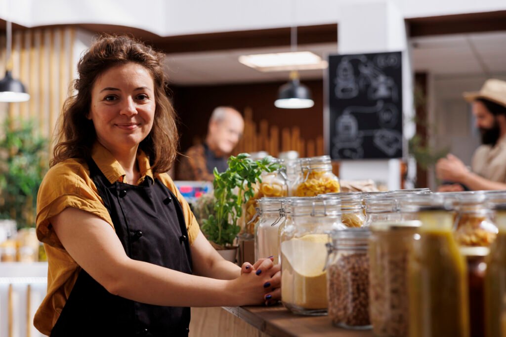 Mujer dueña de una cafetería